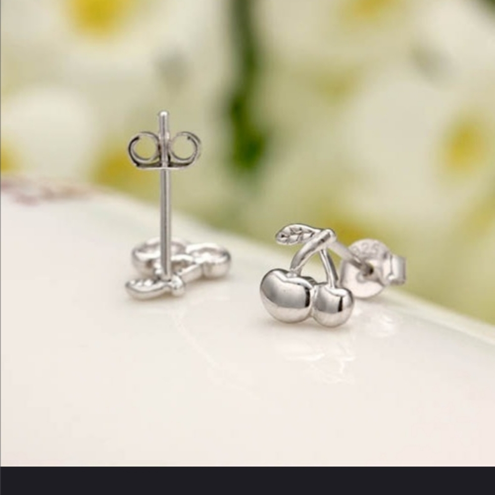 ππVery Cute Cherry stud earrings in SILVER ππ - Picture 6 of 13